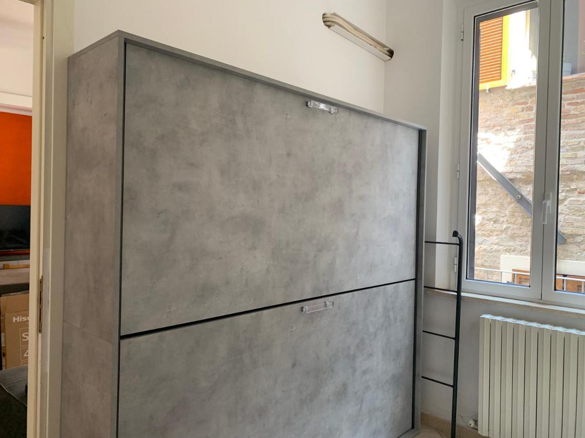 Appartamento Casa Tangerina Pesaro Esterno foto