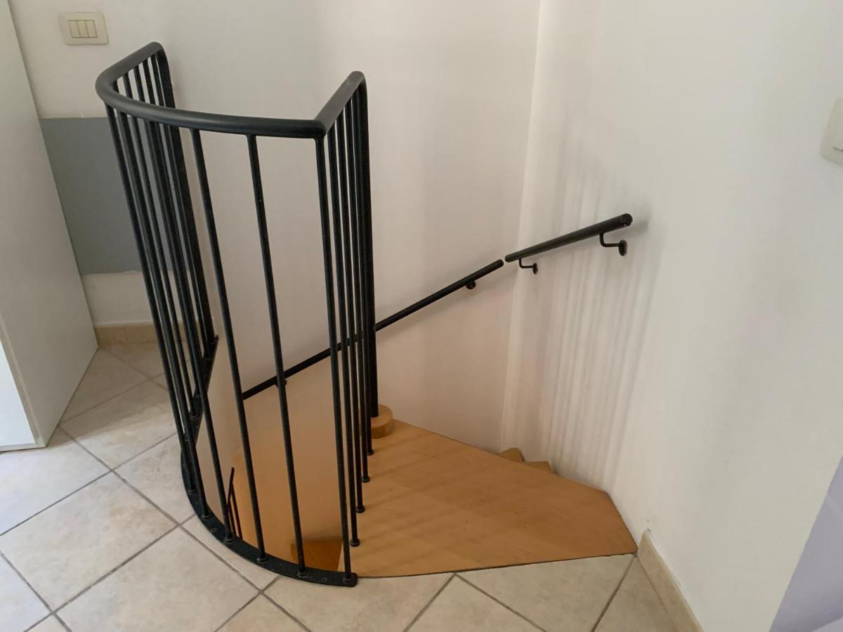 Appartamento Casa Tangerina Pesaro Esterno foto