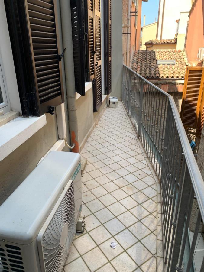 Appartamento Casa Tangerina Pesaro Esterno foto