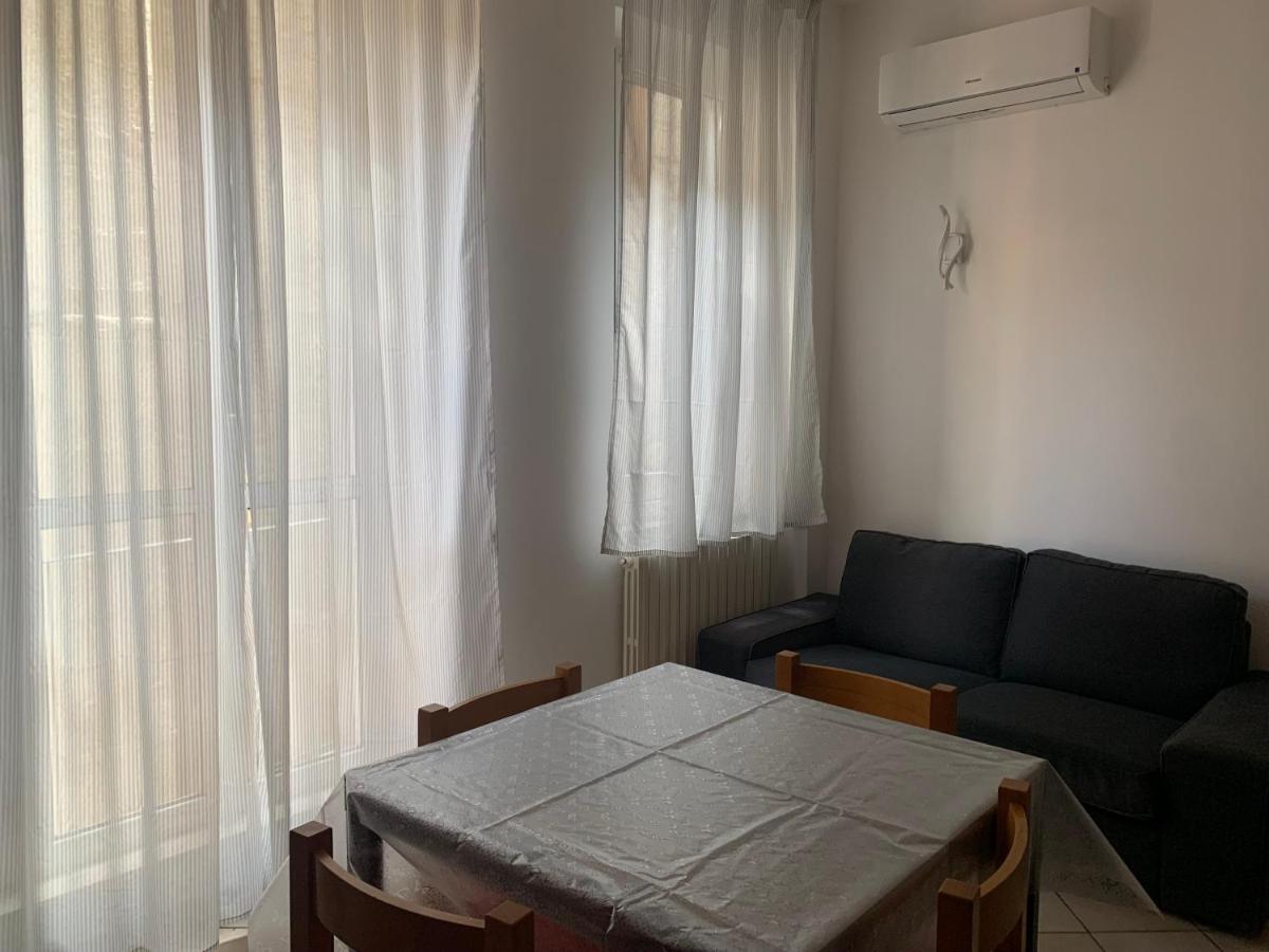 Appartamento Casa Tangerina Pesaro Esterno foto